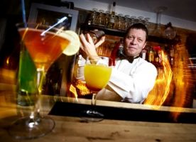 Hyra bartender, hyr en bra bartender eller flera duktiga bartenders